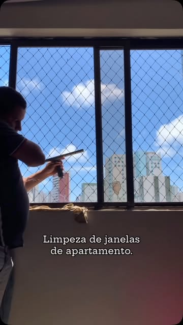 Trabalho da Lucas LimpVidros — foto 12 do Instagram